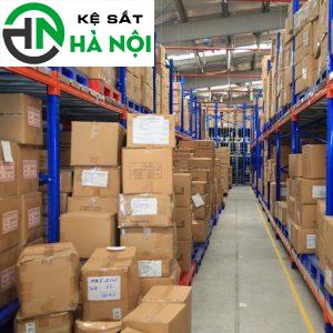 Kệ chứa hàng nặng