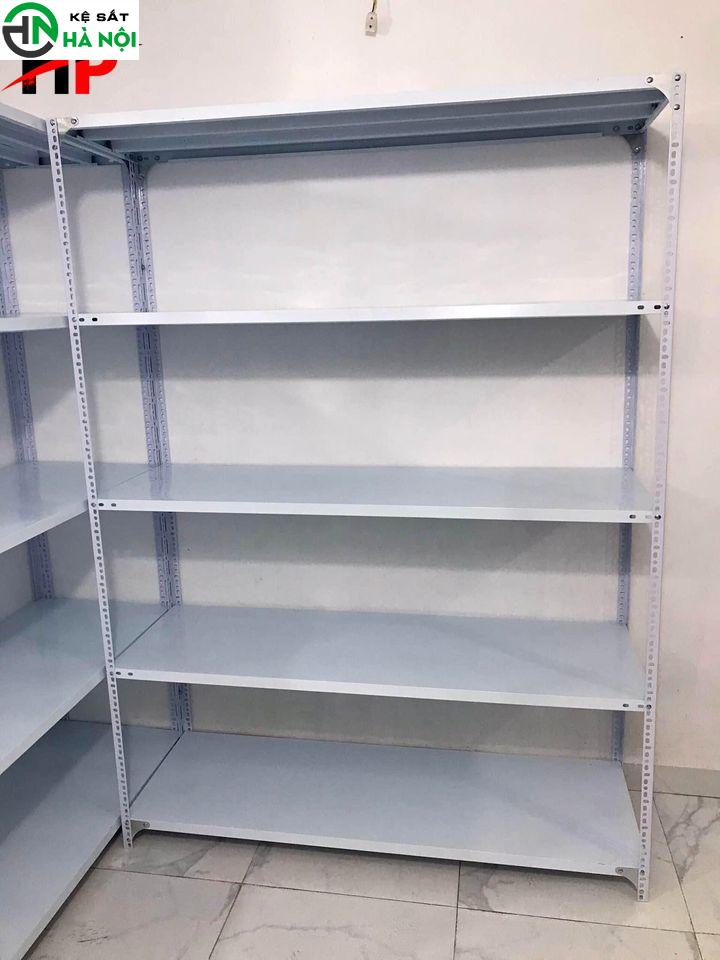 kệ sắt vlo kích thước: cao 2m dài 1,2m sâu 60 5 sàn