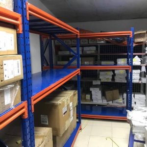 kệ sắt để hàng trung tải kho công ty dược phẩm