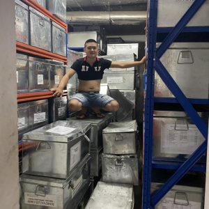 Kệ trung tải để hòm tôn tài liệu